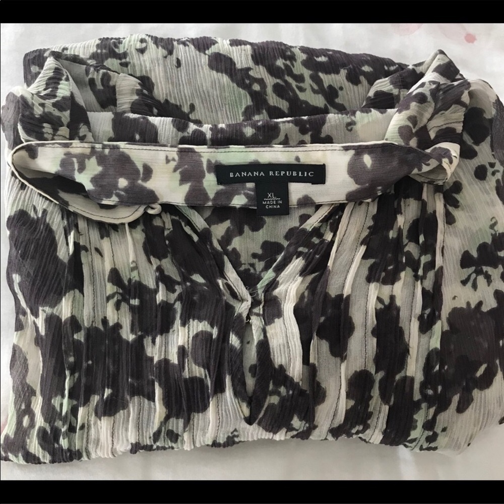 Banana Republic Long sleeve gauze blouse